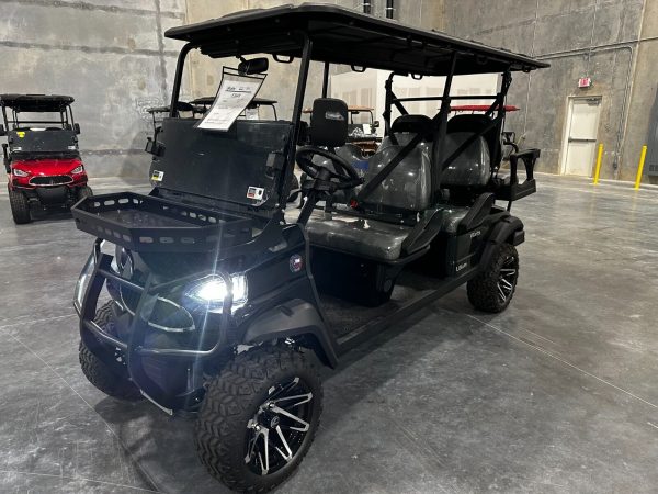 6 Seat Golf Cart - 2023 Model - Big Lithium Battery - NO RESERVE
